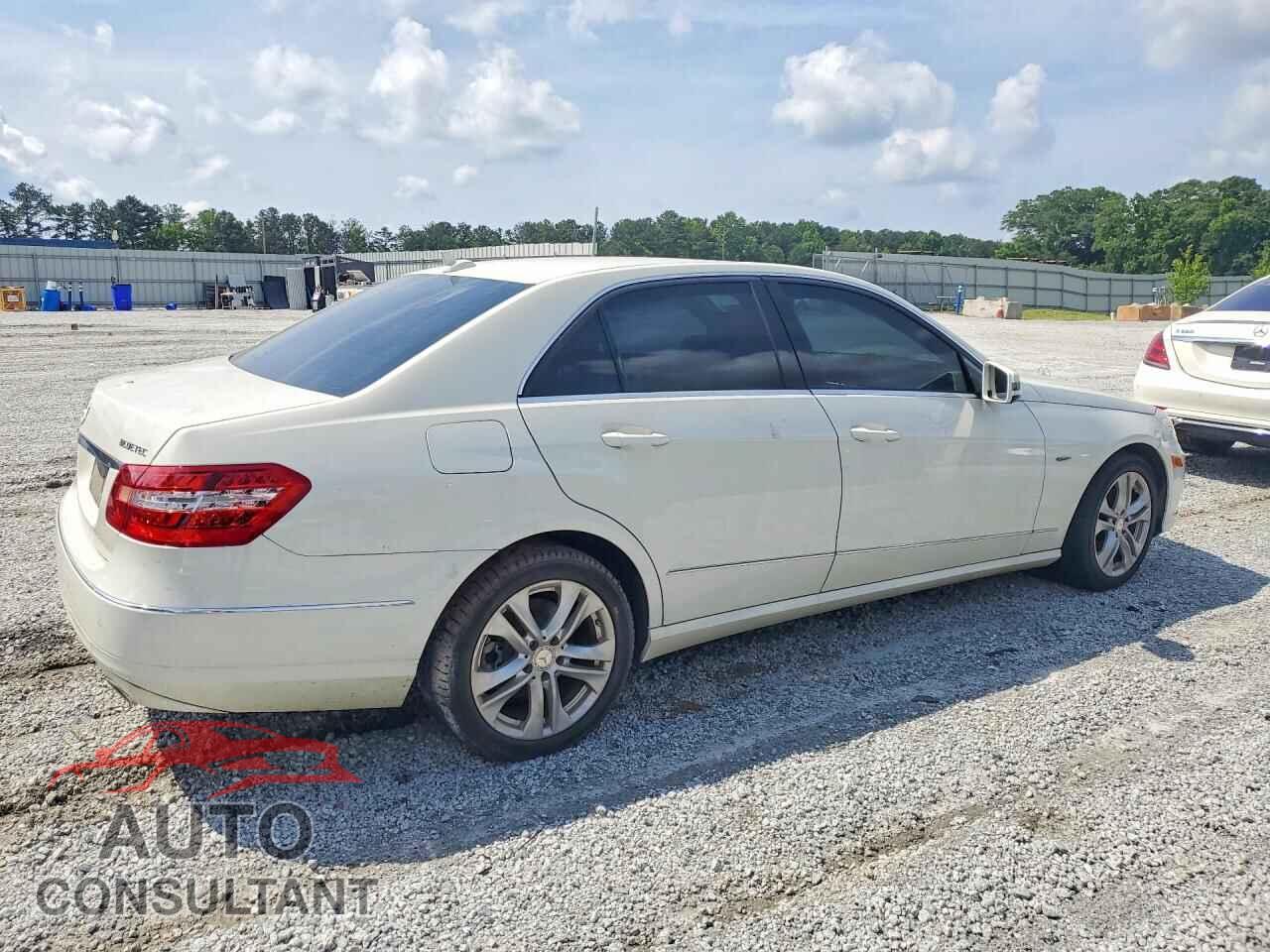 MERCEDES-BENZ E-CLASS 2011 - WDDHF2EB5BA298622
