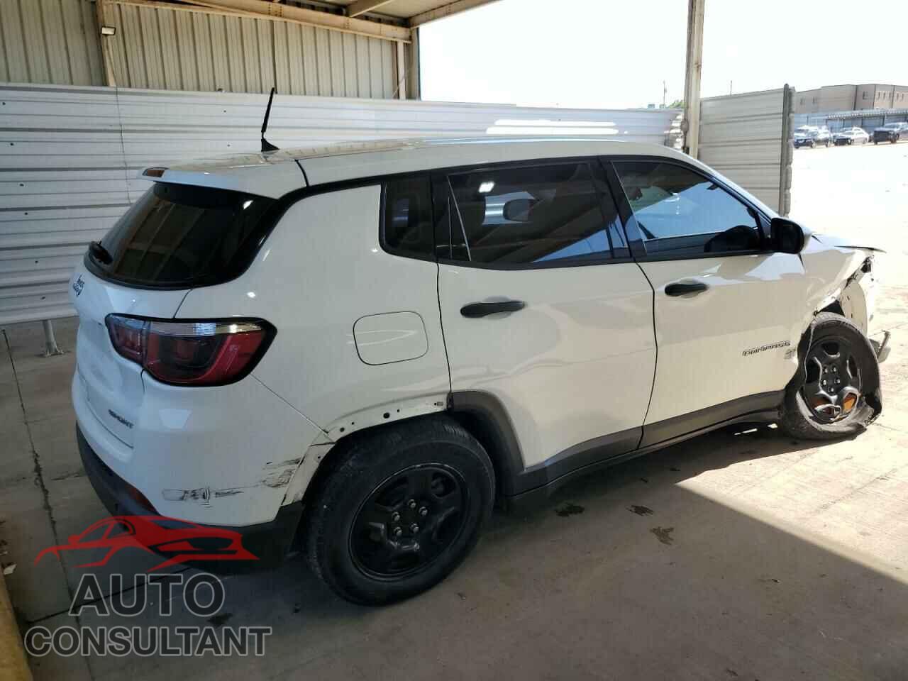 JEEP COMPASS 2018 - 3C4NJCAB3JT410980