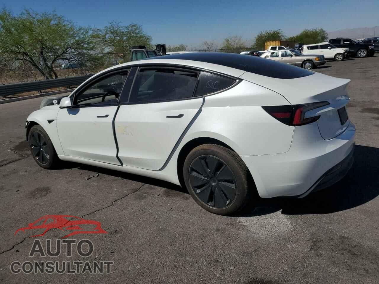 TESLA MODEL 3 2024 - 5YJ3E1EA2RF821959