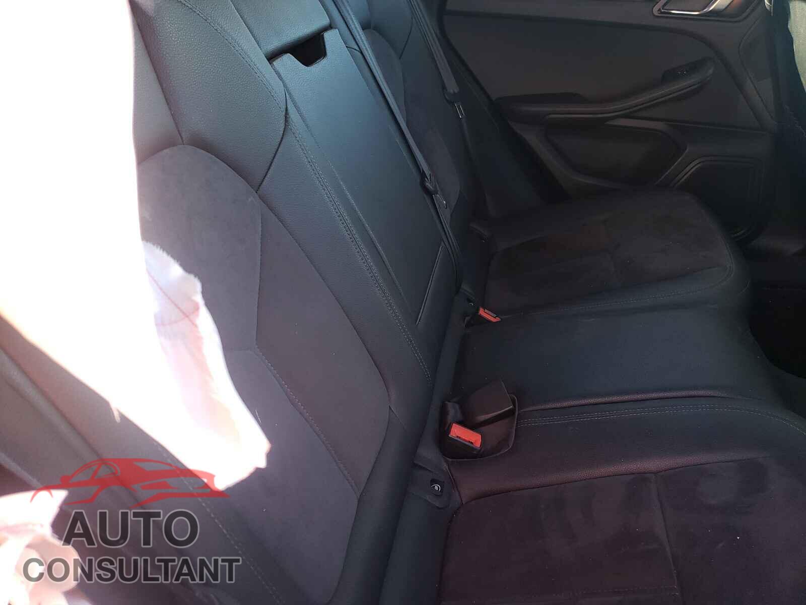 PORSCHE MACAN 2018 - WP1AA2A55JLB07471
