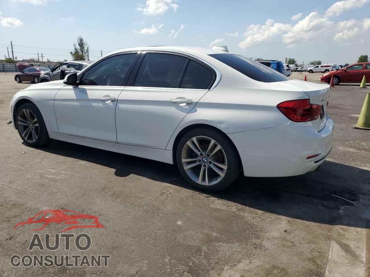 BMW 3 SERIES 2018 - WBA8B9C58JEE80964