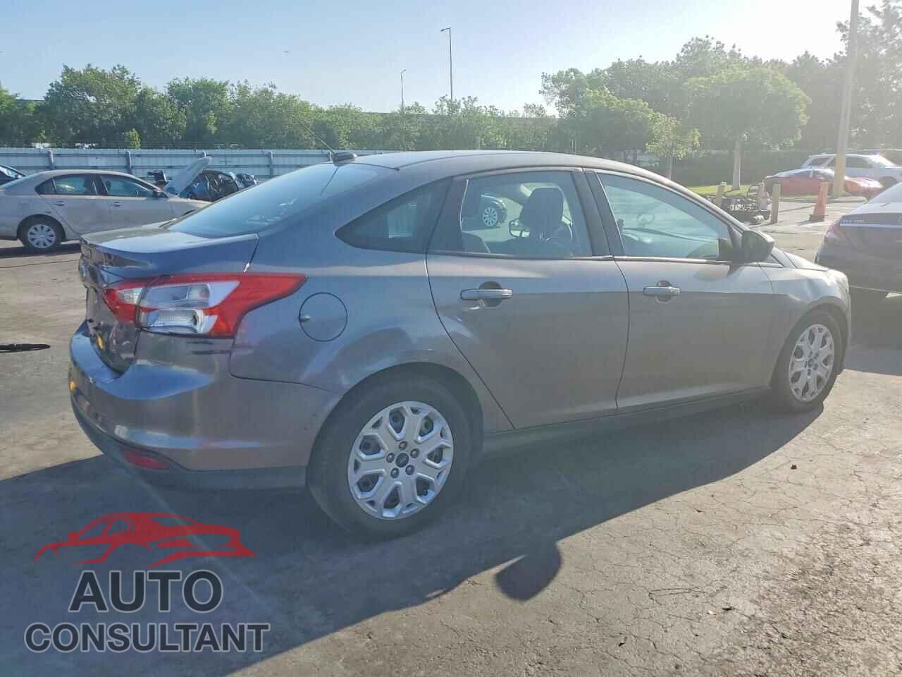 FORD FOCUS 2012 - 1FAHP3F25CL179752