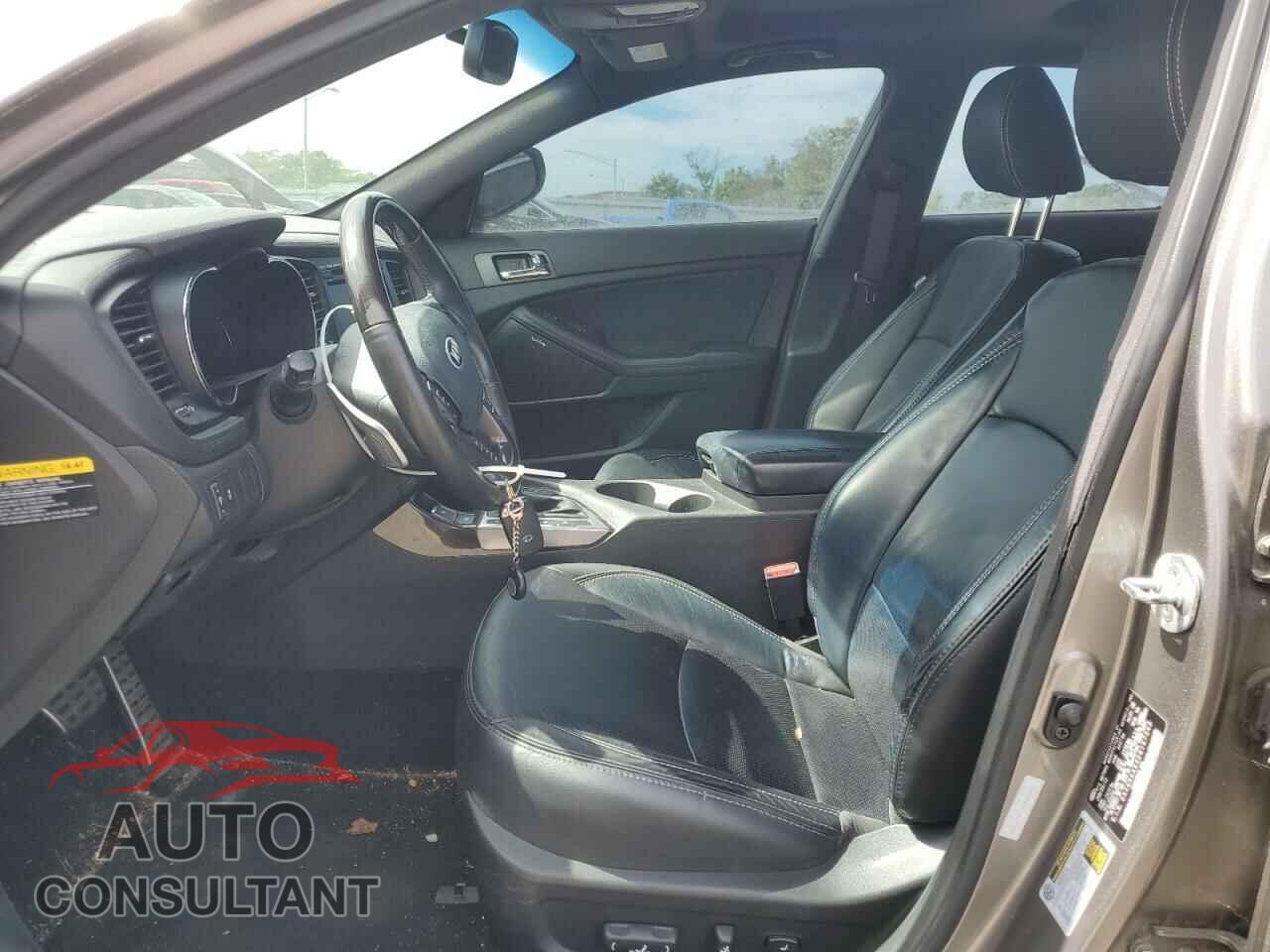 KIA OPTIMA 2013 - 5XXGR4A63DG167343
