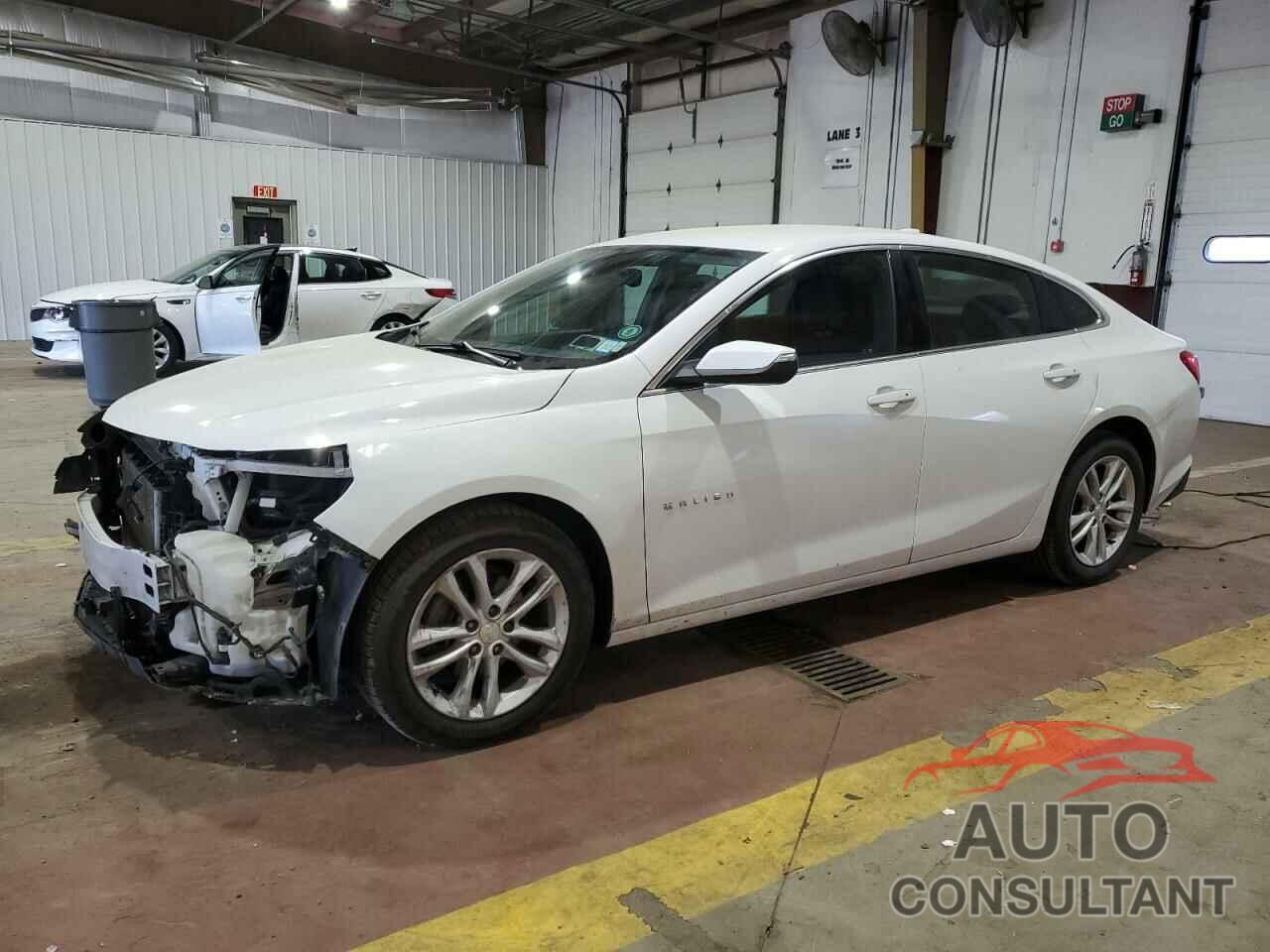 CHEVROLET MALIBU 2018 - 1G1ZD5ST9JF111539