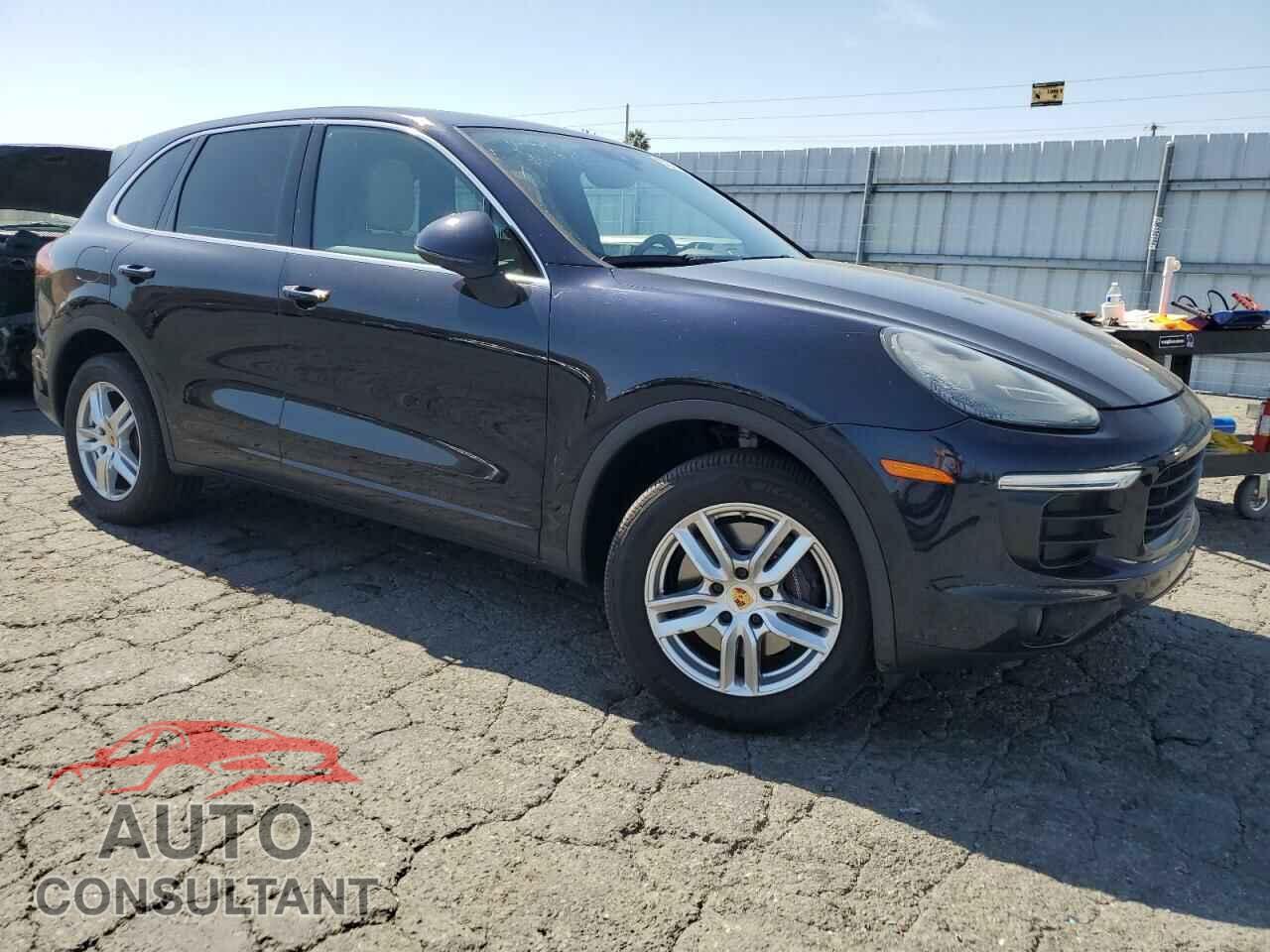 PORSCHE CAYENNE 2016 - WP1AA2A25GKA08699