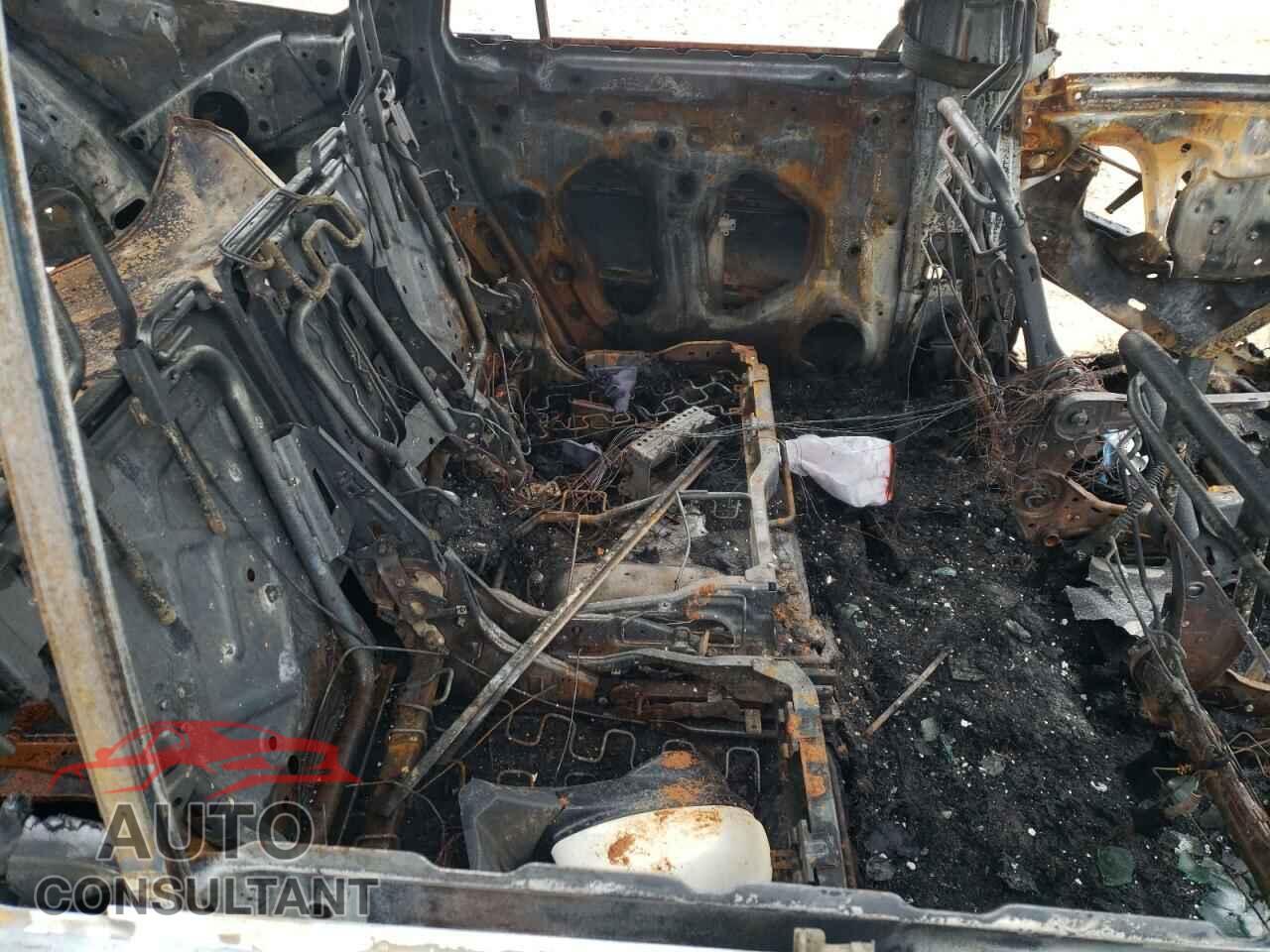 HONDA PILOT 2018 - 5FNYF5H33JB014281