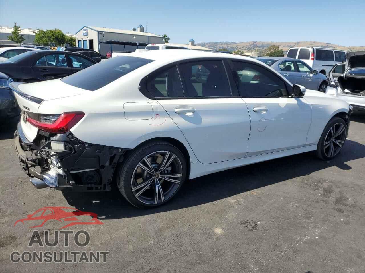 BMW 3 SERIES 2023 - 3MW69FF02P8D08357