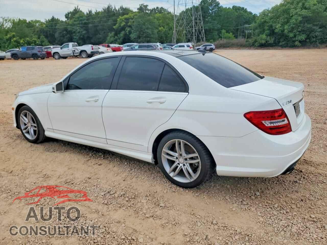 MERCEDES-BENZ C-CLASS 2014 - WDDGF4HB7ER304056