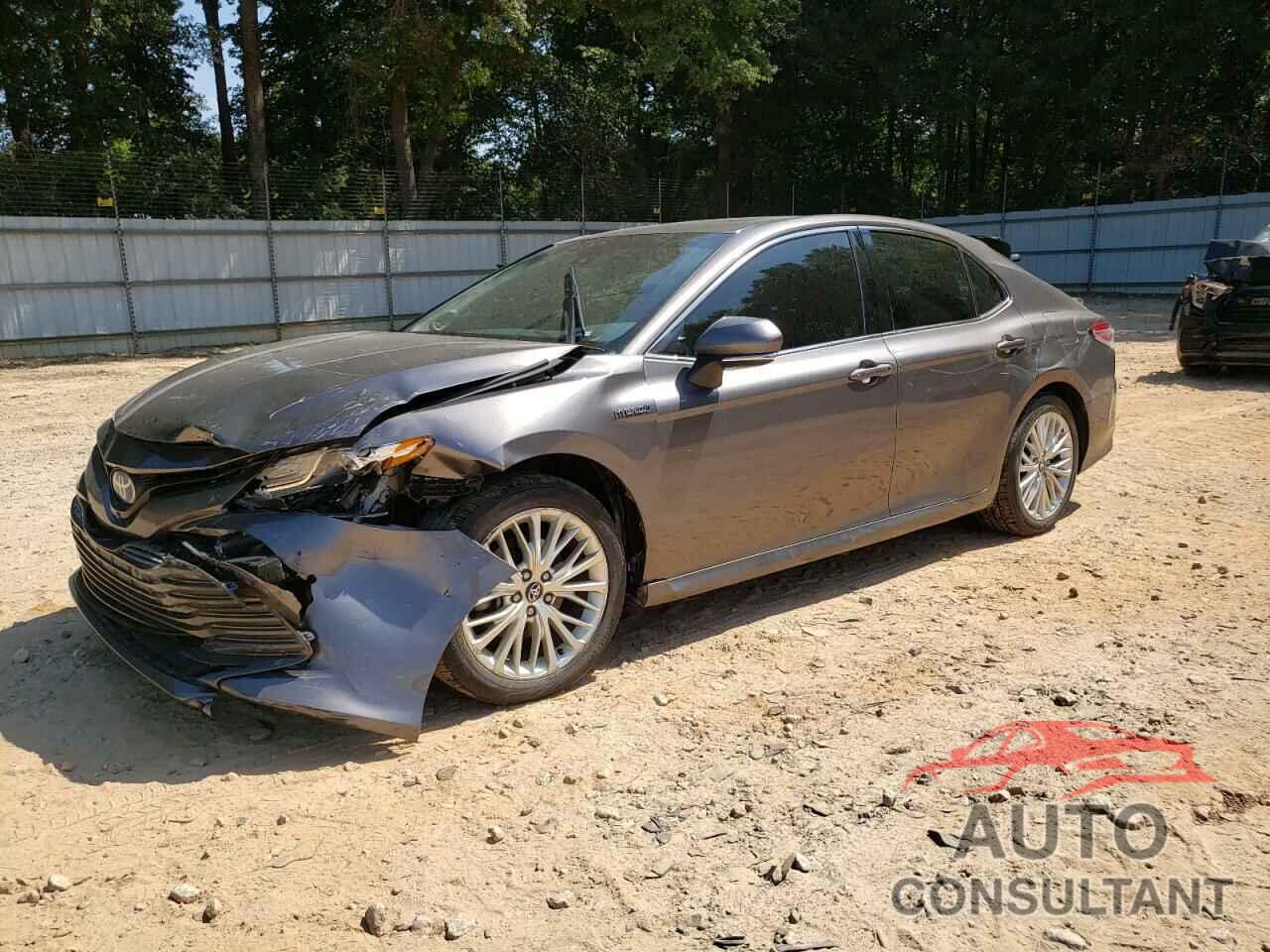 TOYOTA CAMRY 2018 - 4T1B21HK0JU001296