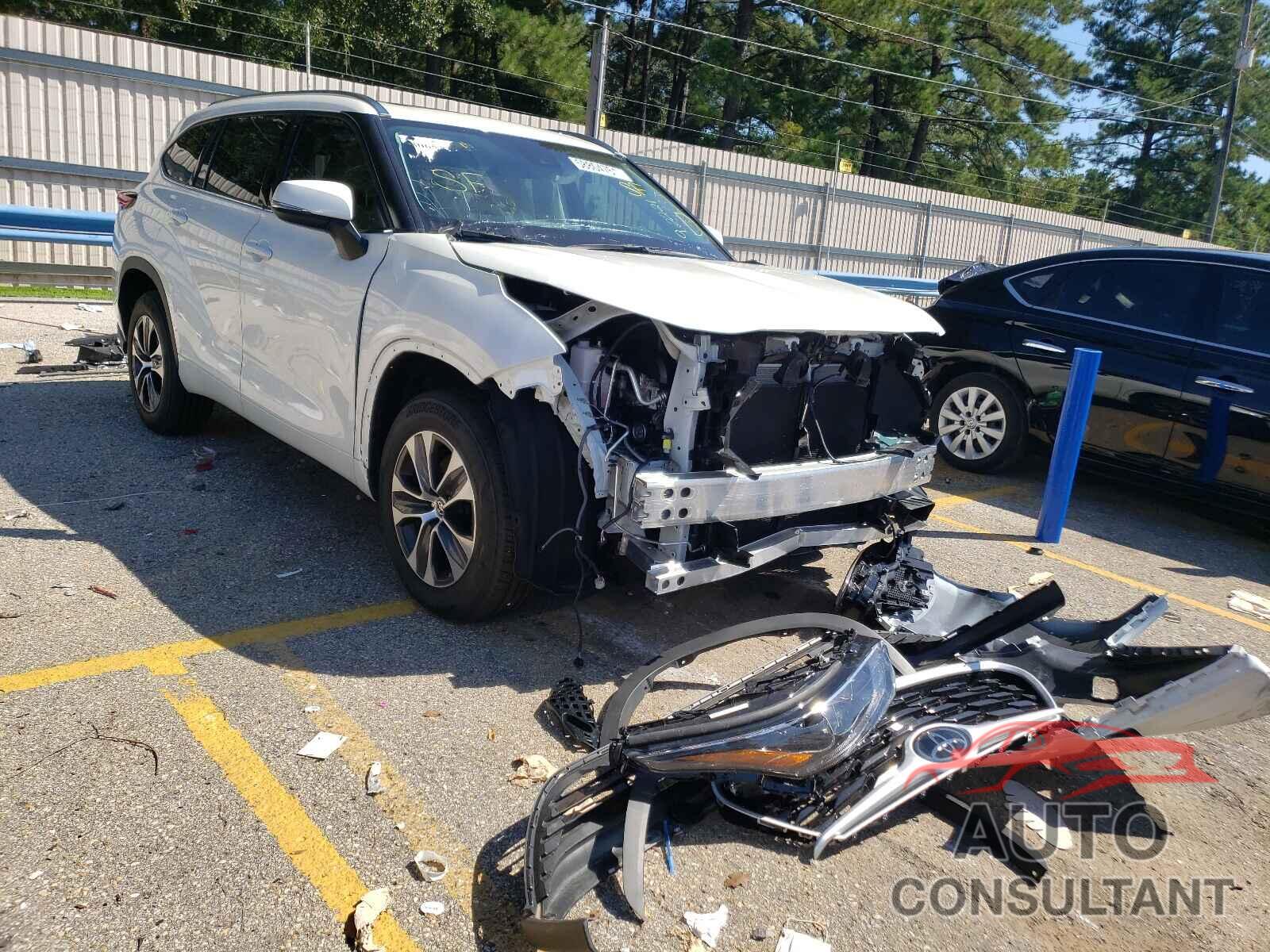 TOYOTA HIGHLANDER 2021 - 5TDGZRAH5MS051381