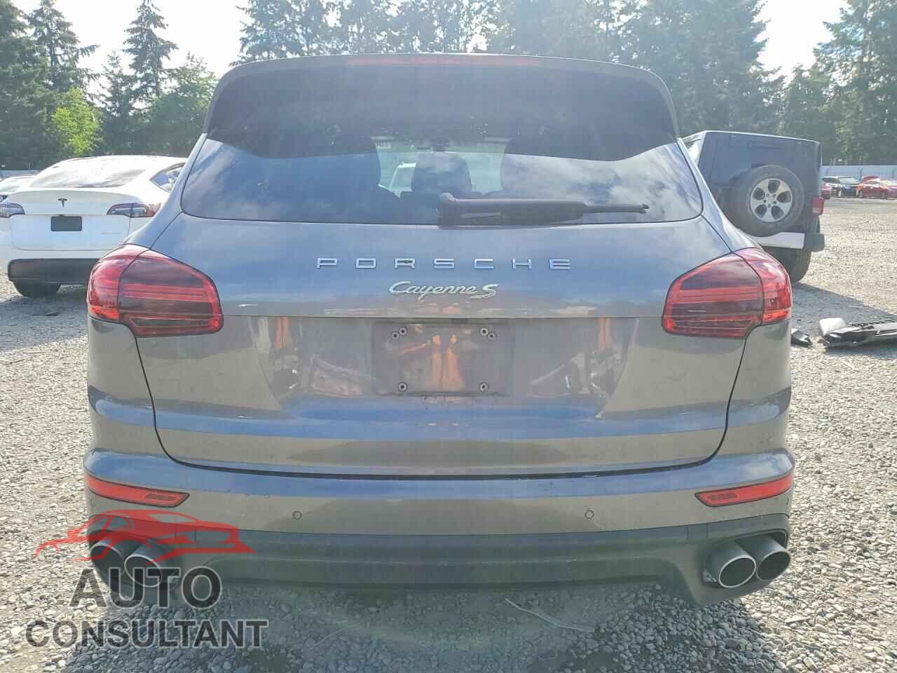 PORSCHE CAYENNE 2016 - WP1AE2A21GLA17348