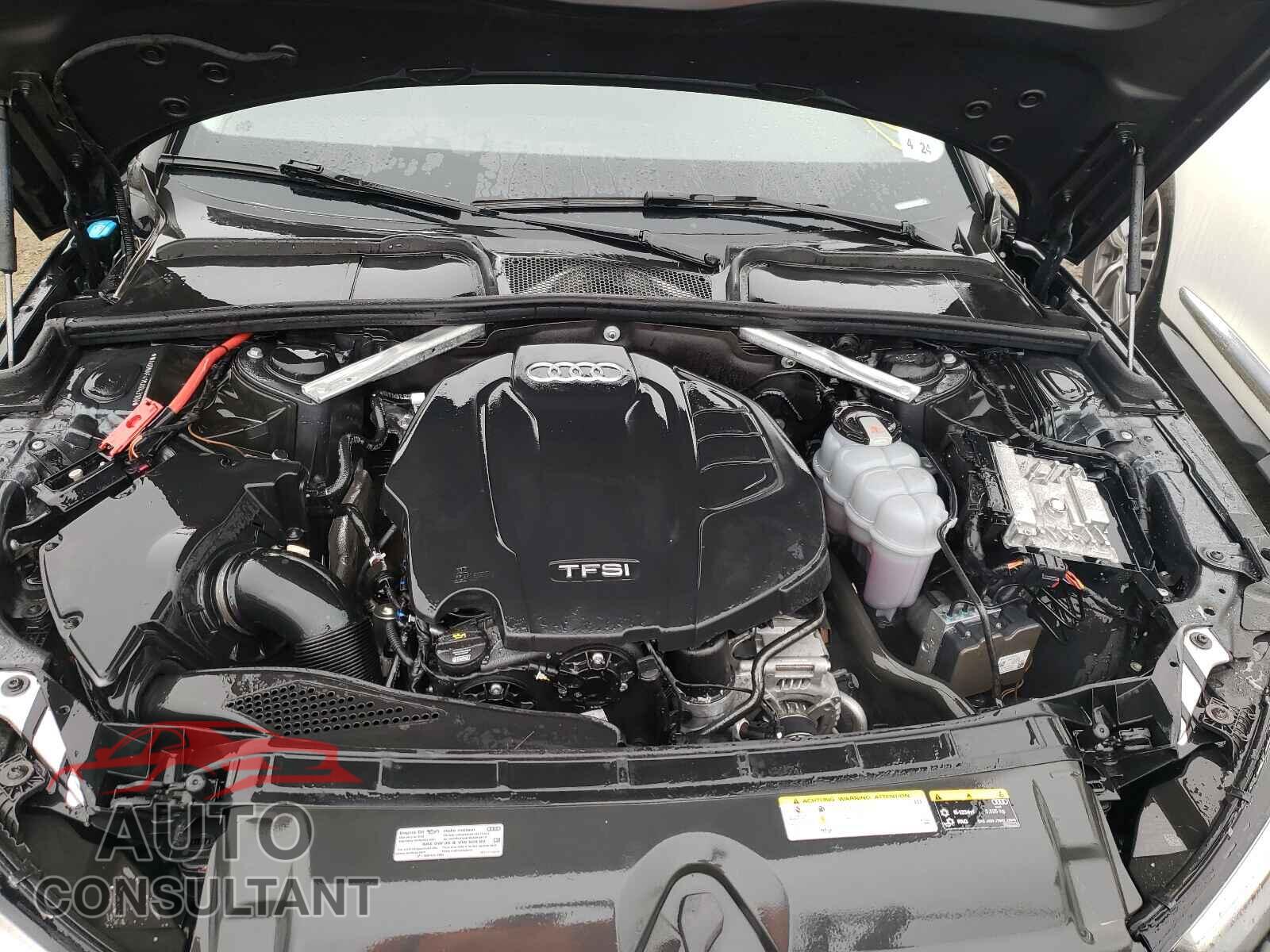 AUDI A4 2019 - WAUDNAF41KA043100
