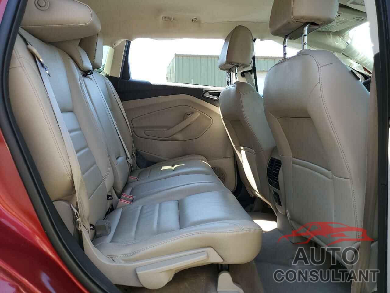 FORD ESCAPE 2016 - 1FMCU9JX0GUC57191