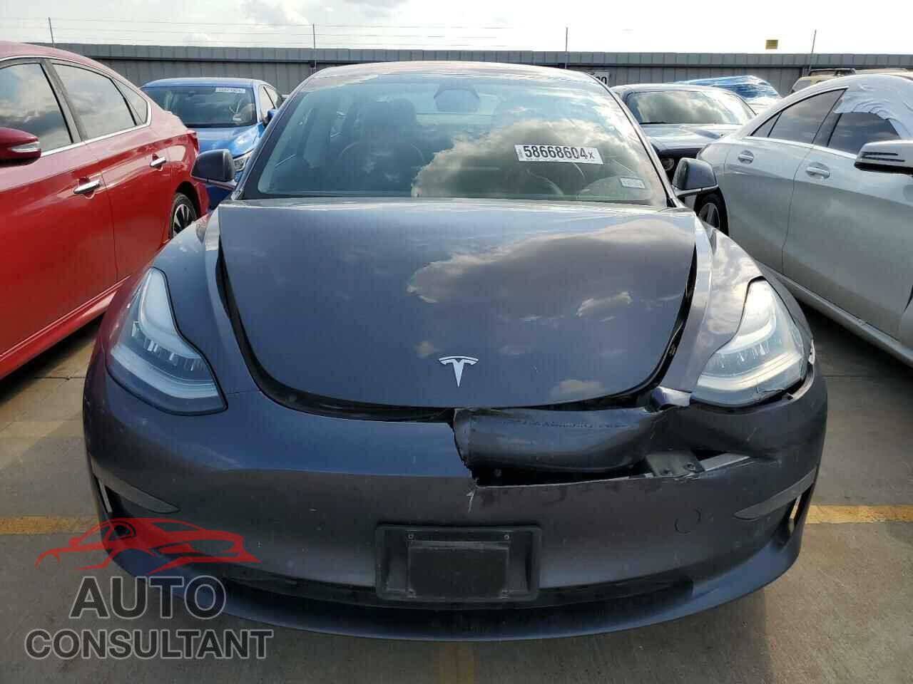 TESLA MODEL 3 2018 - 5YJ3E1EB5JF128512