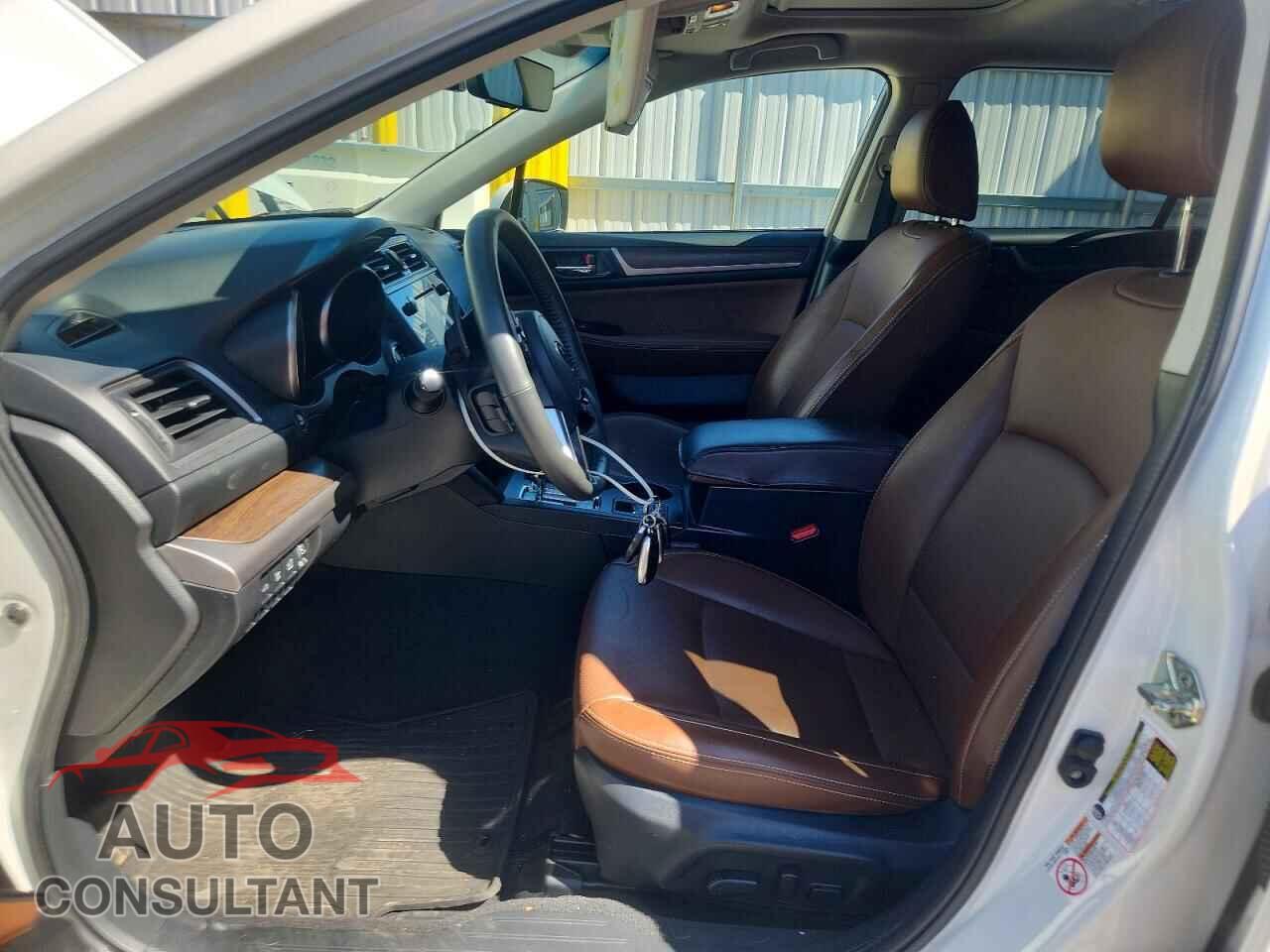 SUBARU OUTBACK 2017 - 4S4BSETC7H3258138