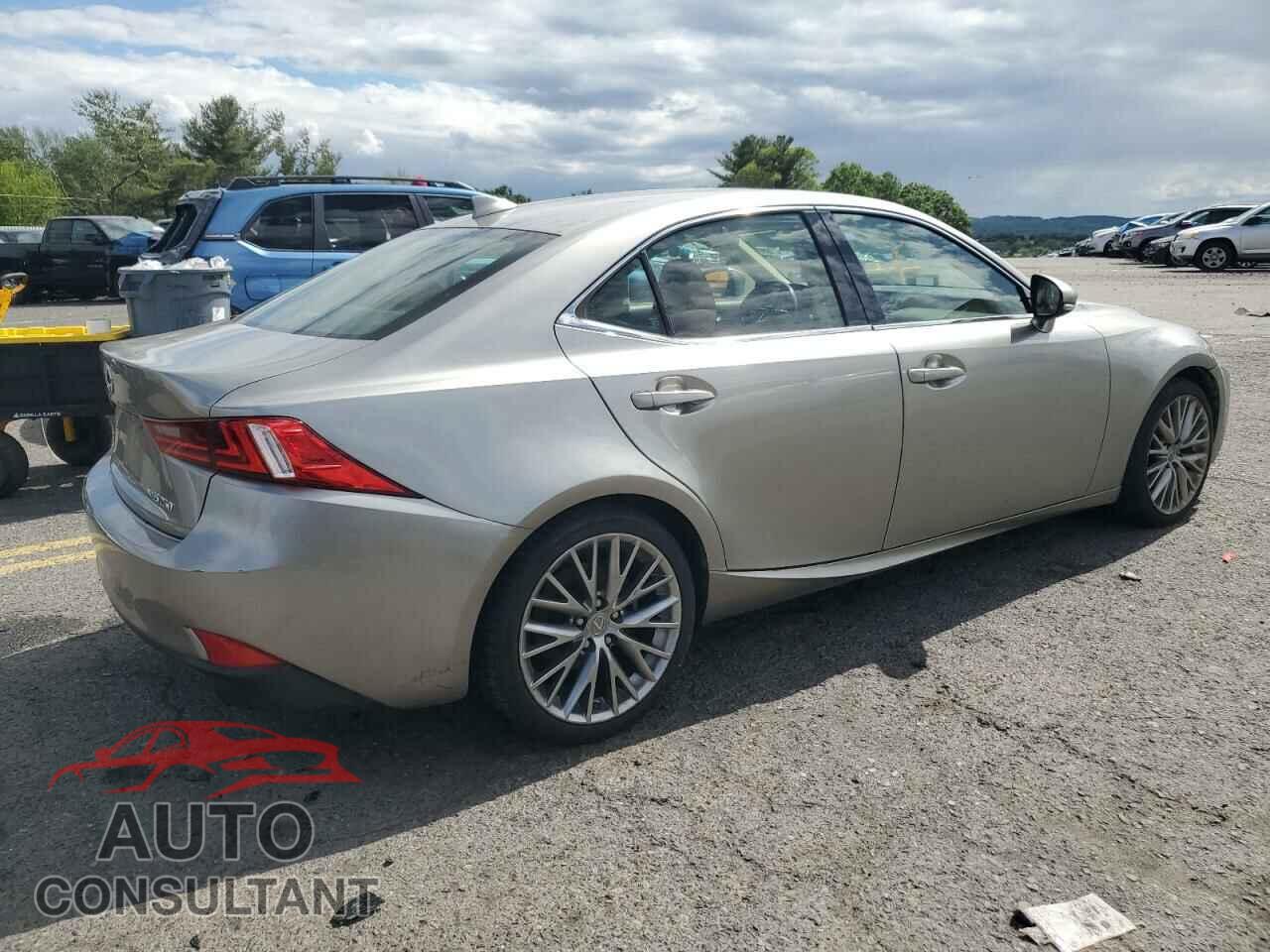 LEXUS IS 2015 - JTHCF1D23F5020136