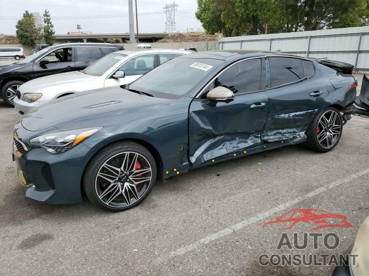 KIA STINGER 2023 - KNAE55LC8P6126041