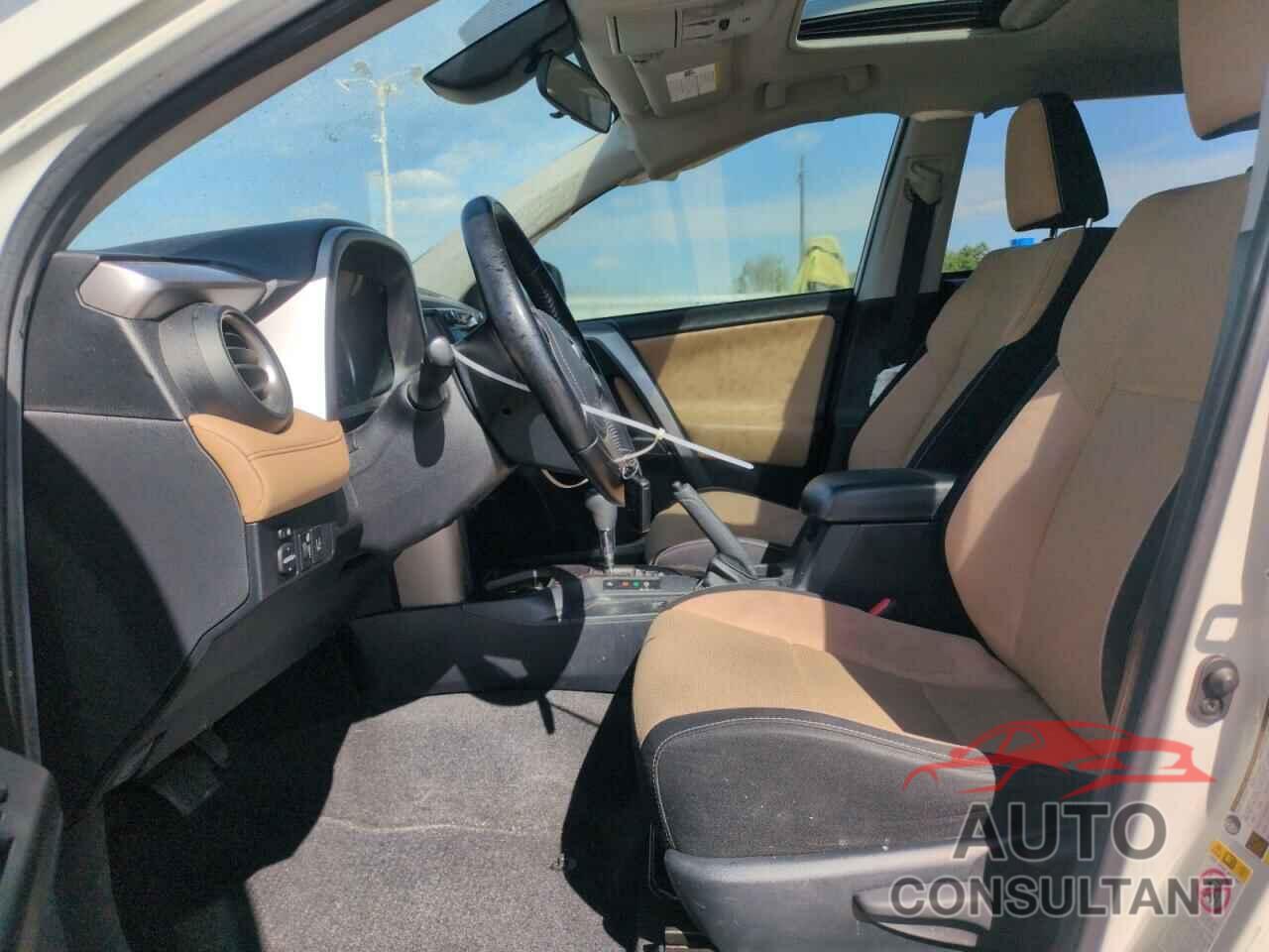 TOYOTA RAV4 2018 - JTMWFREV3JJ729915