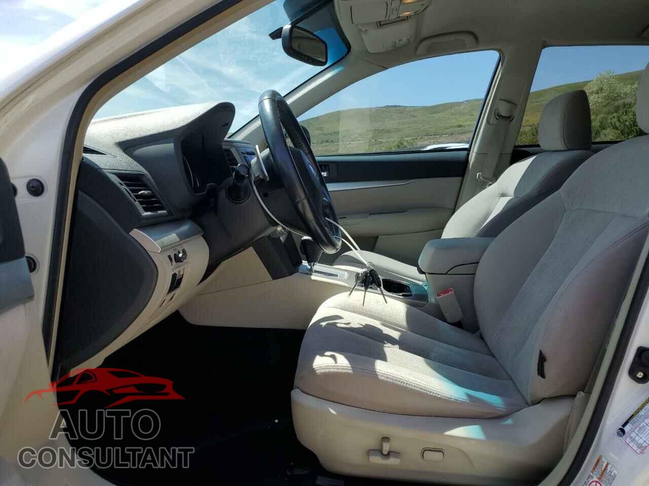 SUBARU OUTBACK 2013 - 4S4BRBCC6D3211588