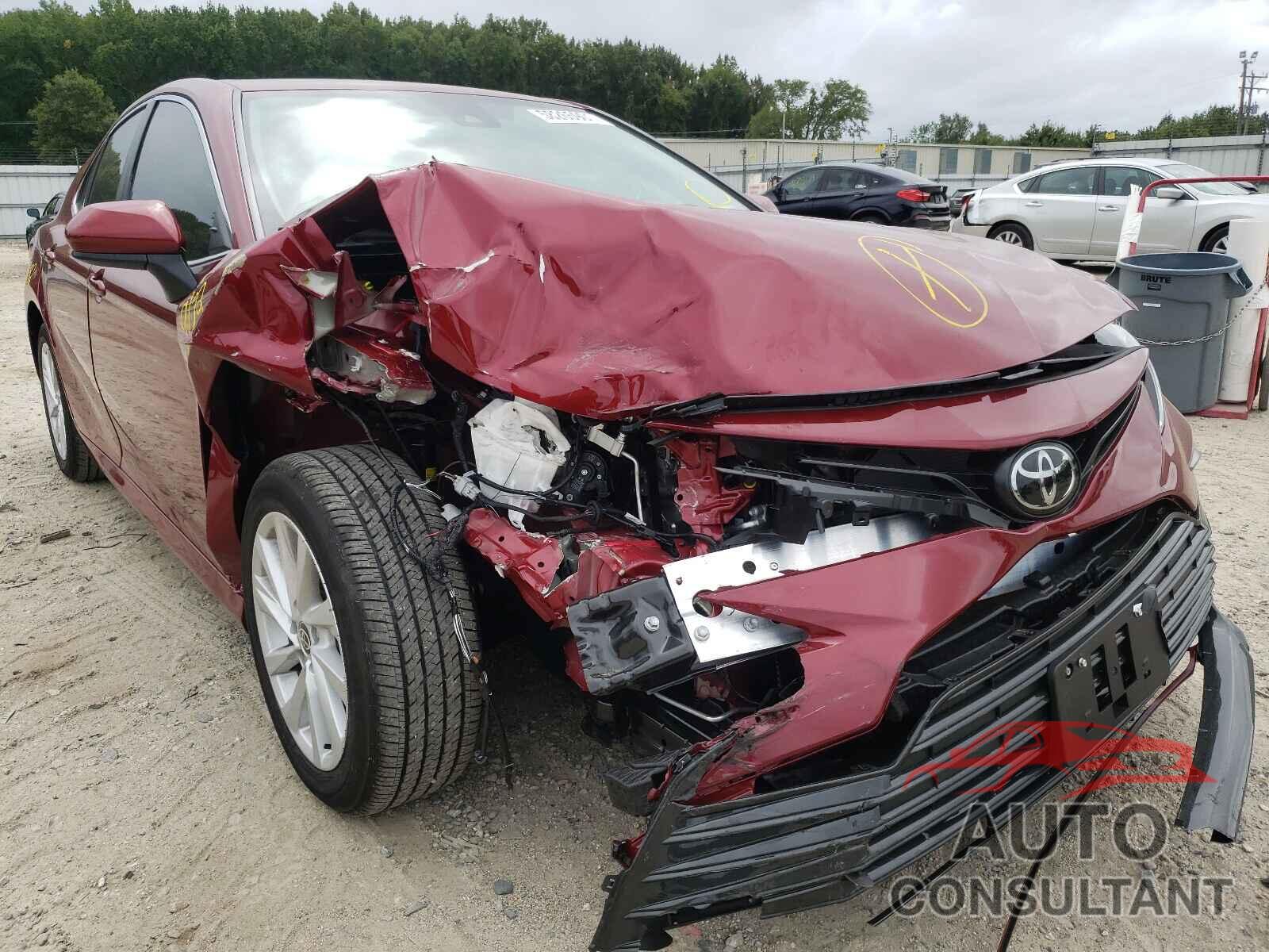 TOYOTA CAMRY 2021 - 4T1C11AK8MU487474