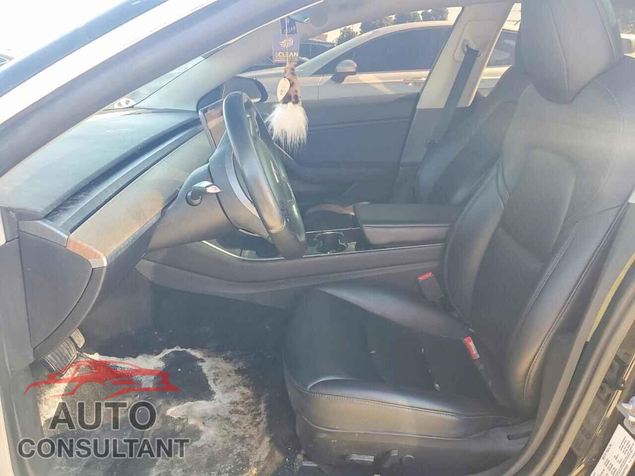 TESLA MODEL 3 2019 - 5YJ3E1EA2KF297623