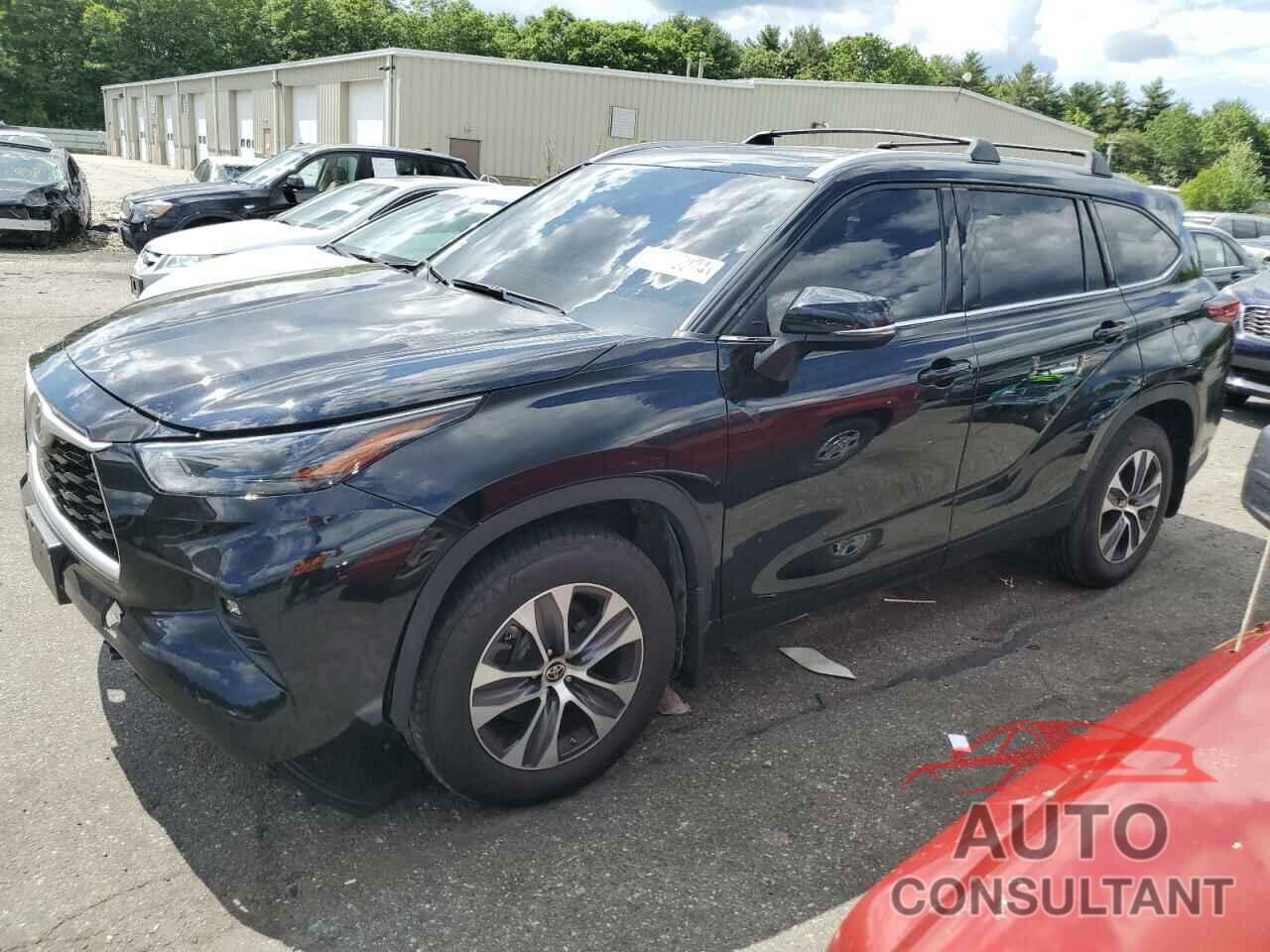 TOYOTA HIGHLANDER 2022 - 5TDHZRBHXNS593936