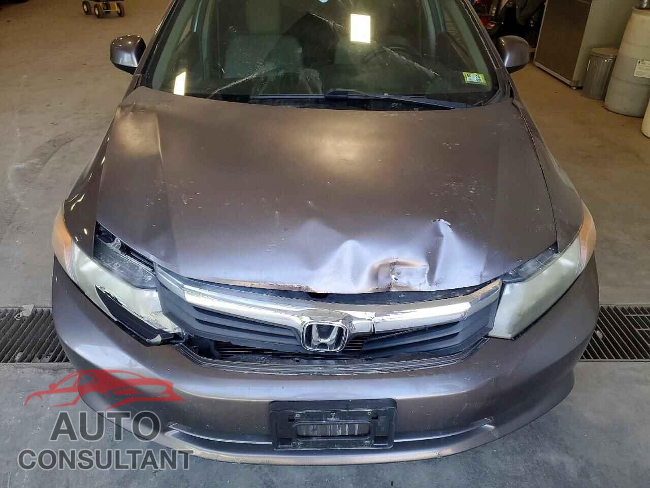 HONDA CIVIC 2012 - 2HGFB2F56CH552333