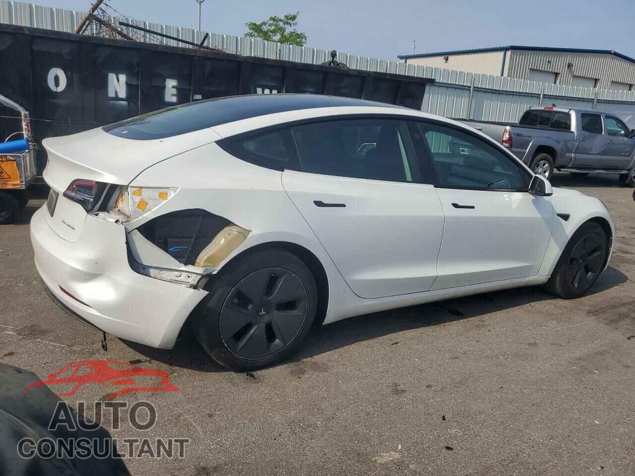 TESLA MODEL 3 2021 - 5YJ3E1EB8MF054491