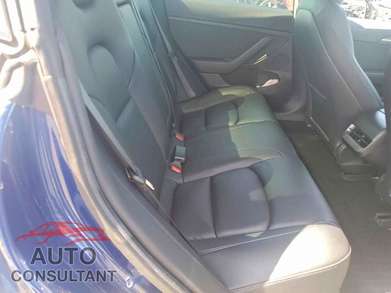 TESLA MODEL 3 2021 - 5YJ3E1EB2MF074008