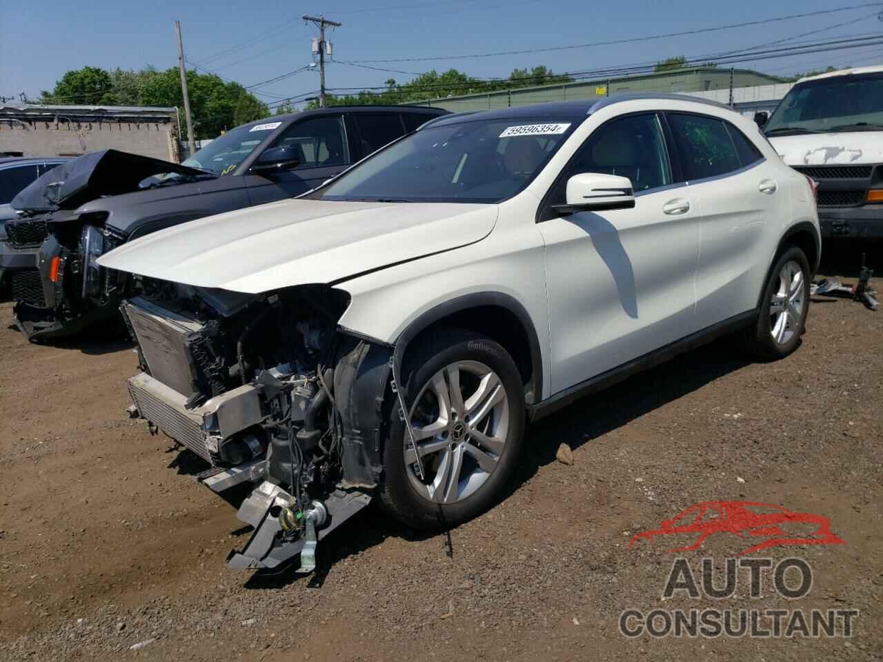 MERCEDES-BENZ GLA-CLASS 2018 - WDCTG4GBXJJ389646