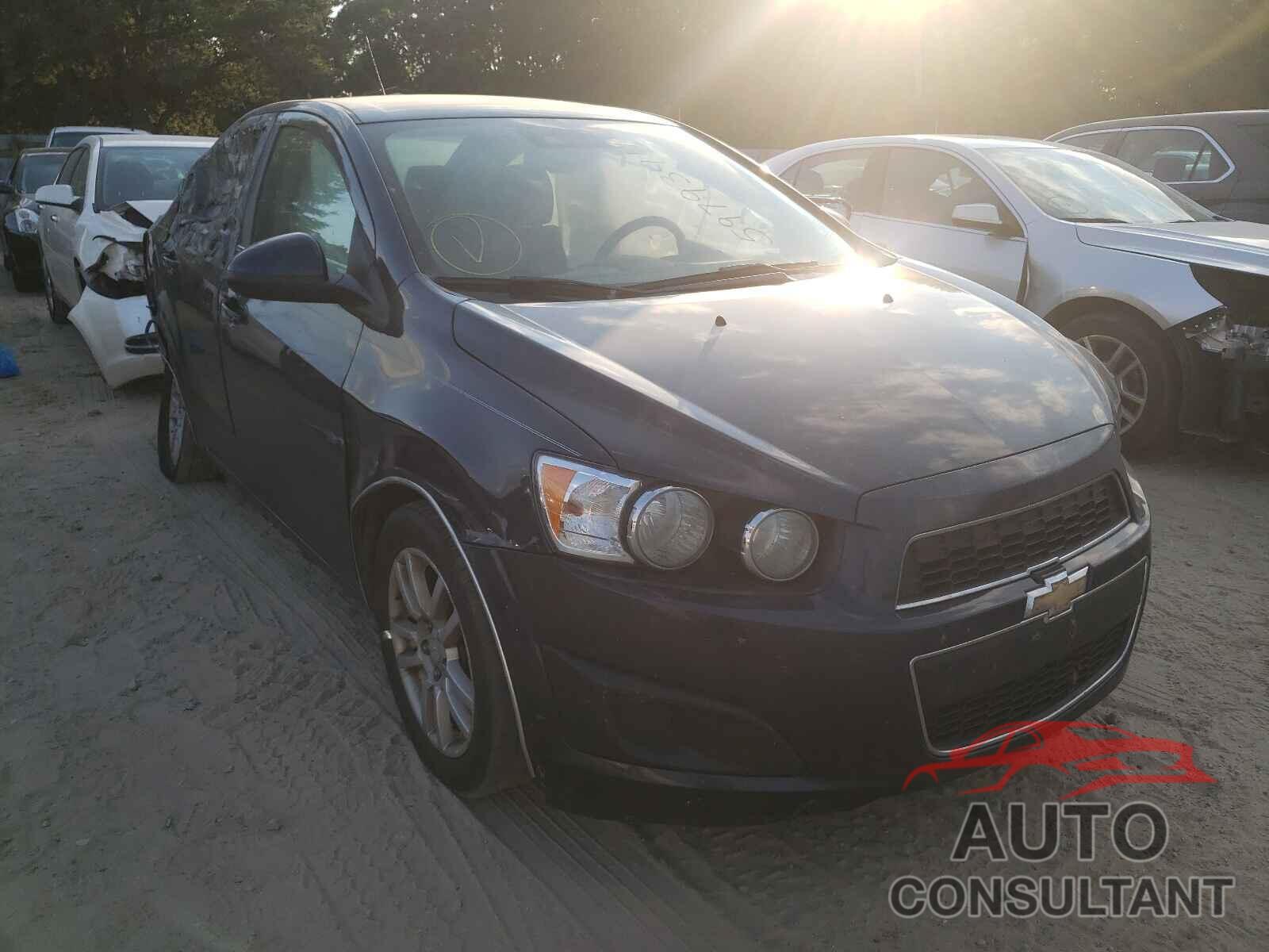 CHEVROLET SONIC 2016 - 1G1JD5SG5G4183424