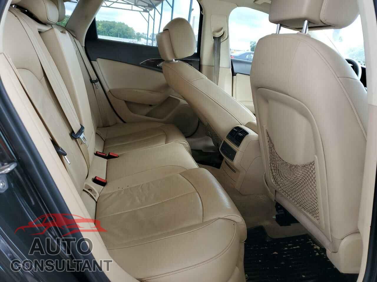 AUDI A6 2012 - WAUDFAFC4CN150558