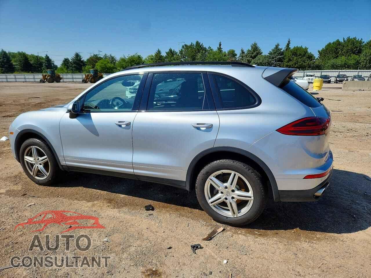 PORSCHE CAYENNE 2016 - WP1AA2A27GLA10898