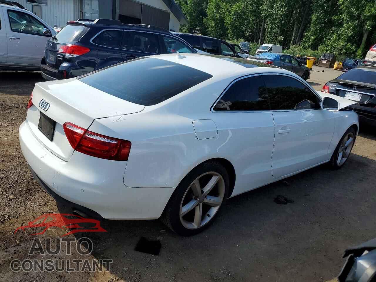 AUDI A5 2009 - WAUDK78T89A022402