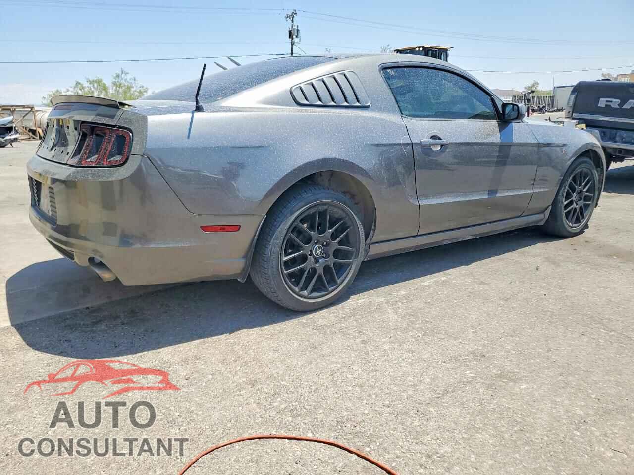 FORD MUSTANG 2014 - 1ZVBP8AM0E5261009