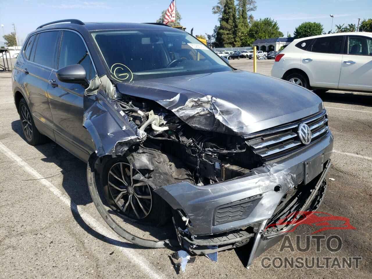 VOLKSWAGEN TIGUAN 2019 - 3VV3B7AX0KM013795