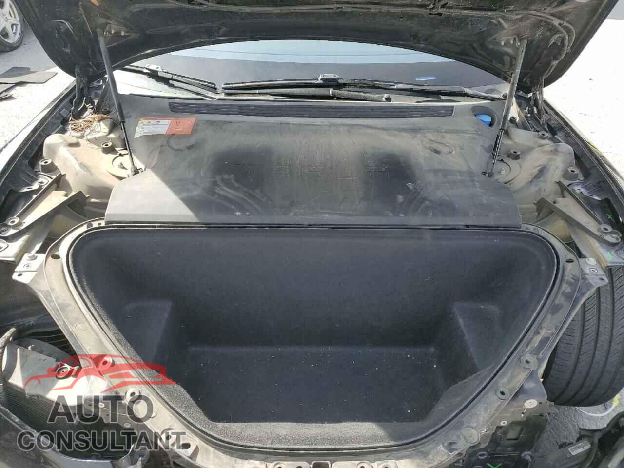 TESLA MODEL S 2018 - 5YJSA1E2XJF263671