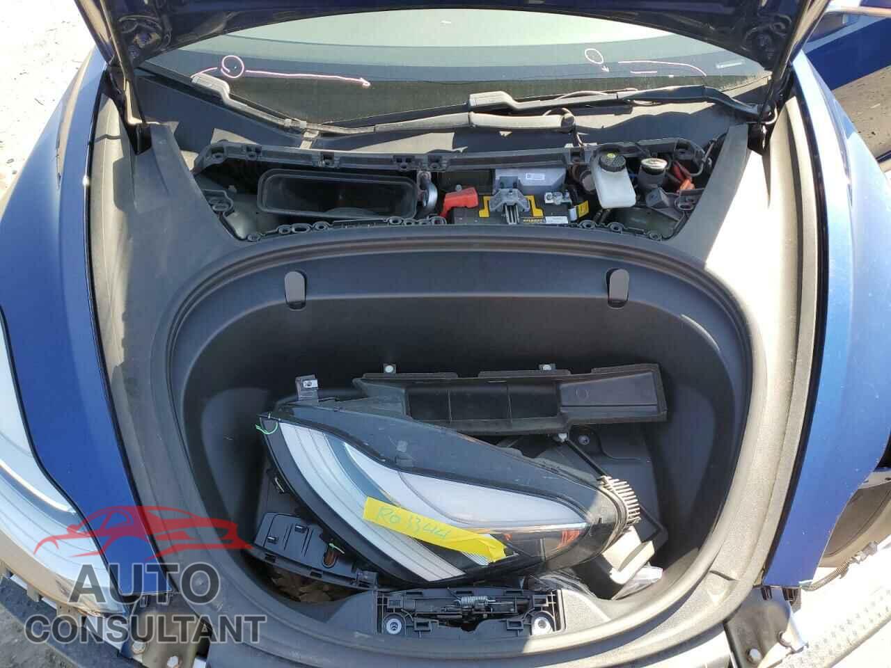 TESLA MODEL 3 2019 - 5YJ3E1EA6KF412837