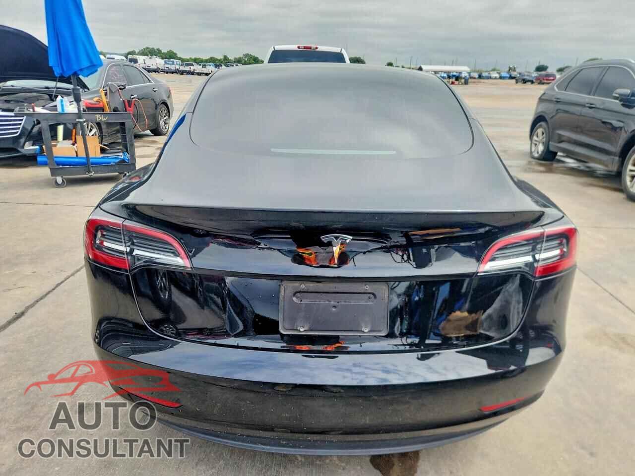 TESLA MODEL 3 2023 - 5YJ3E1EA8PF681879