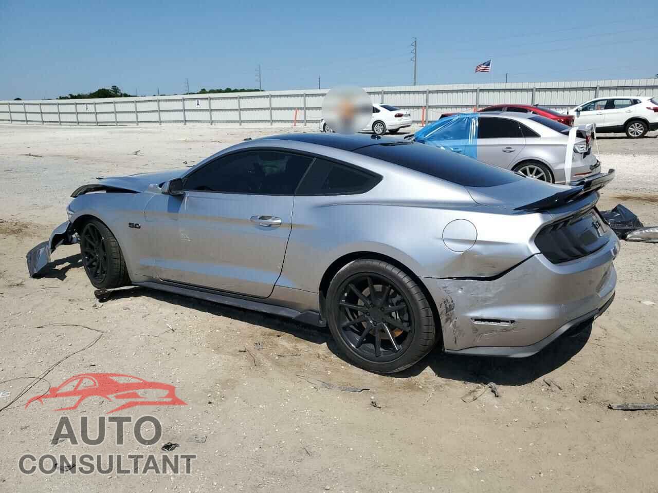FORD MUSTANG 2020 - 1FA6P8CF3L5129612