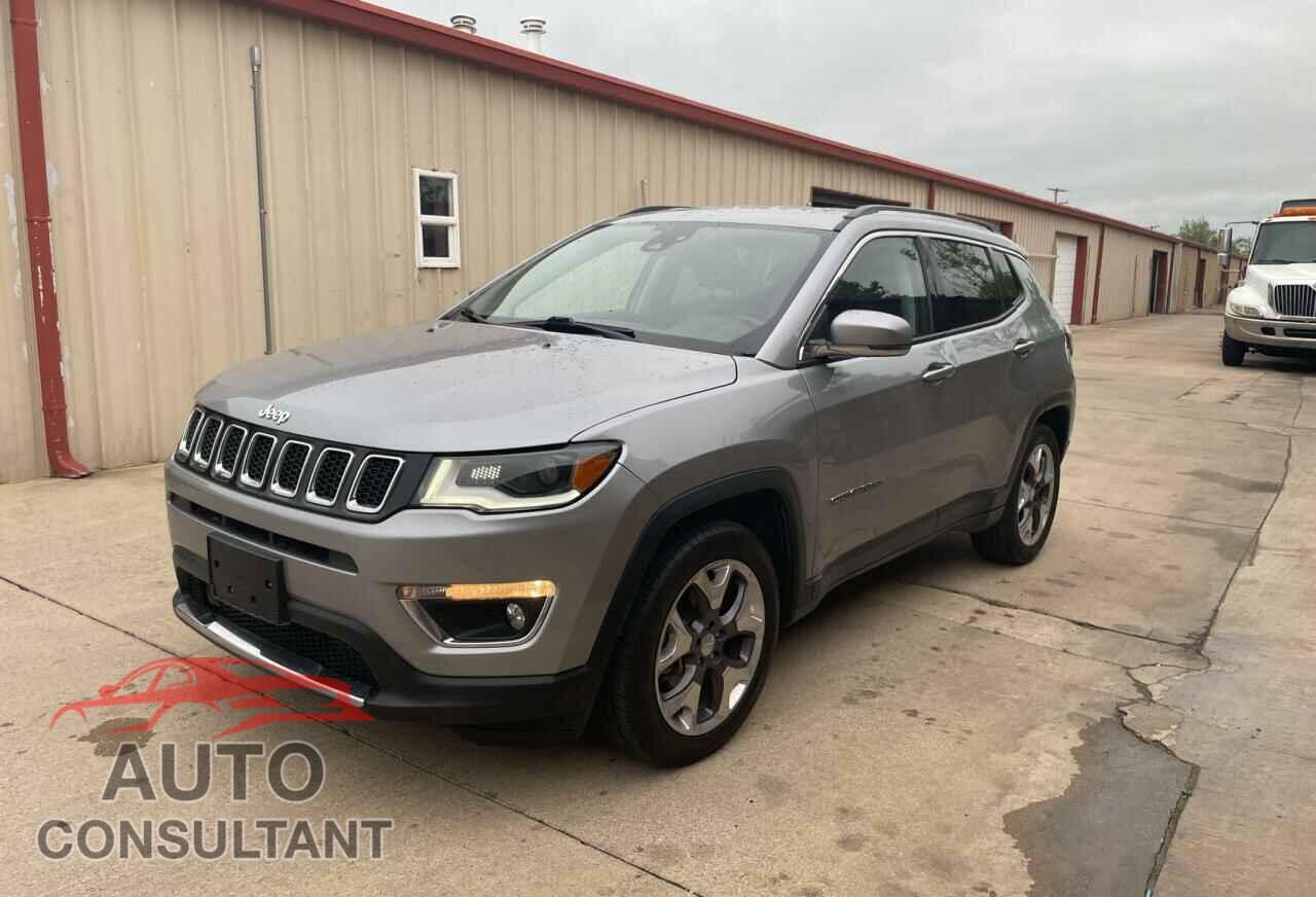 JEEP COMPASS 2018 - 3C4NJCCB0JT358088