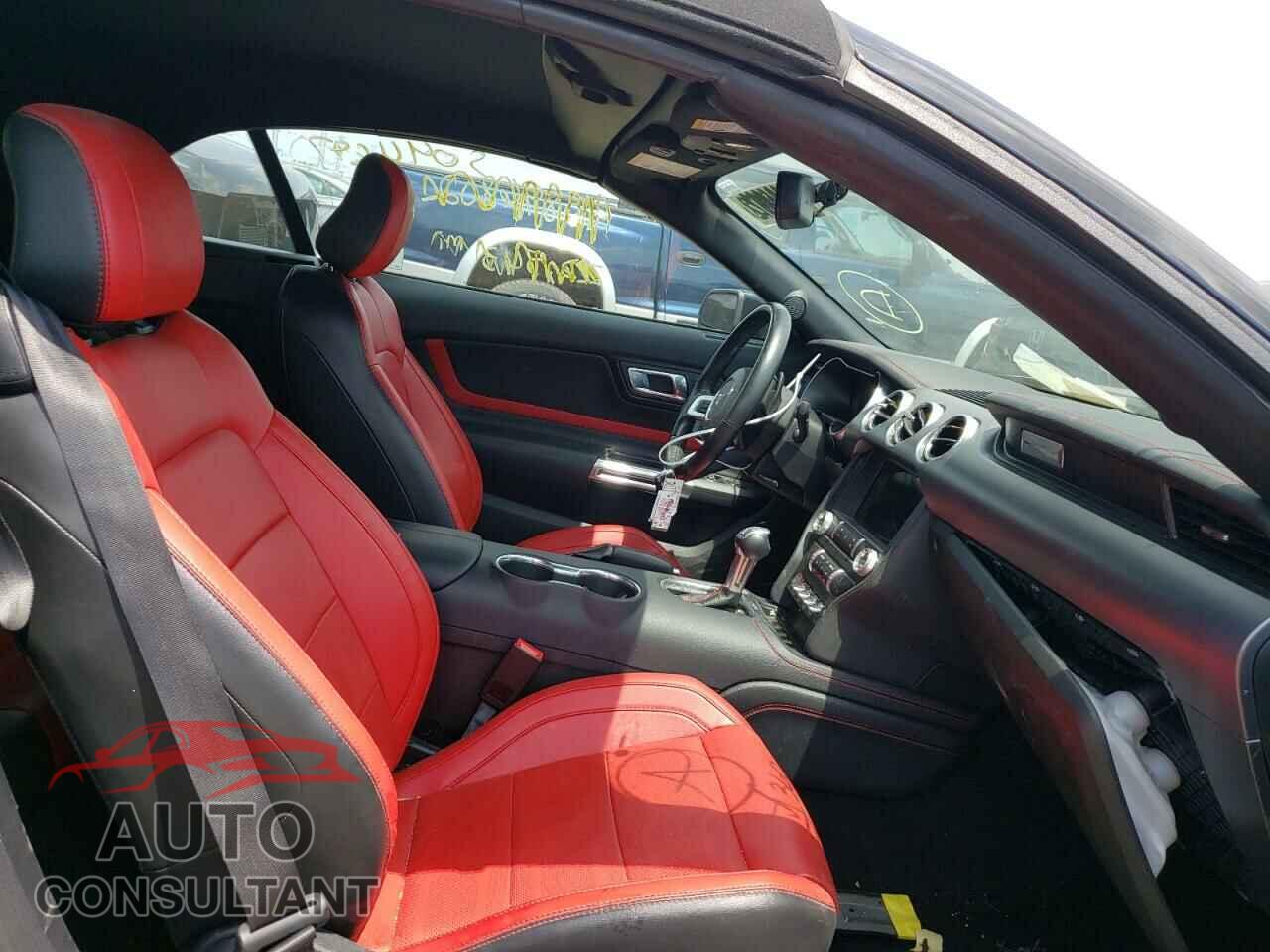 FORD MUSTANG 2019 - 1FATP8UH2K5117520