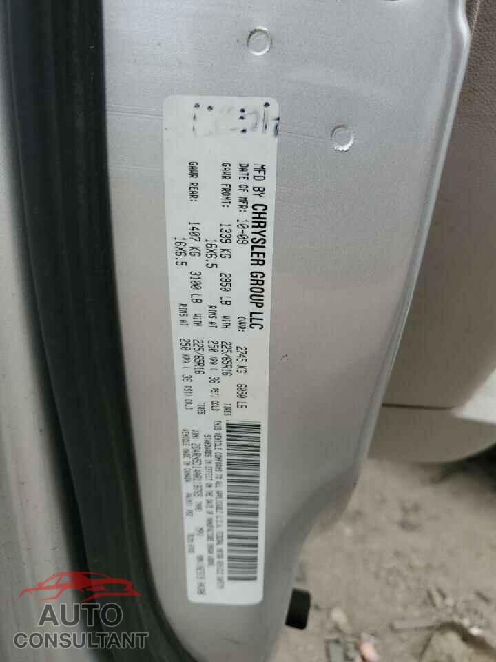 DODGE CARAVAN 2010 - 2D4RN5D14AR118765