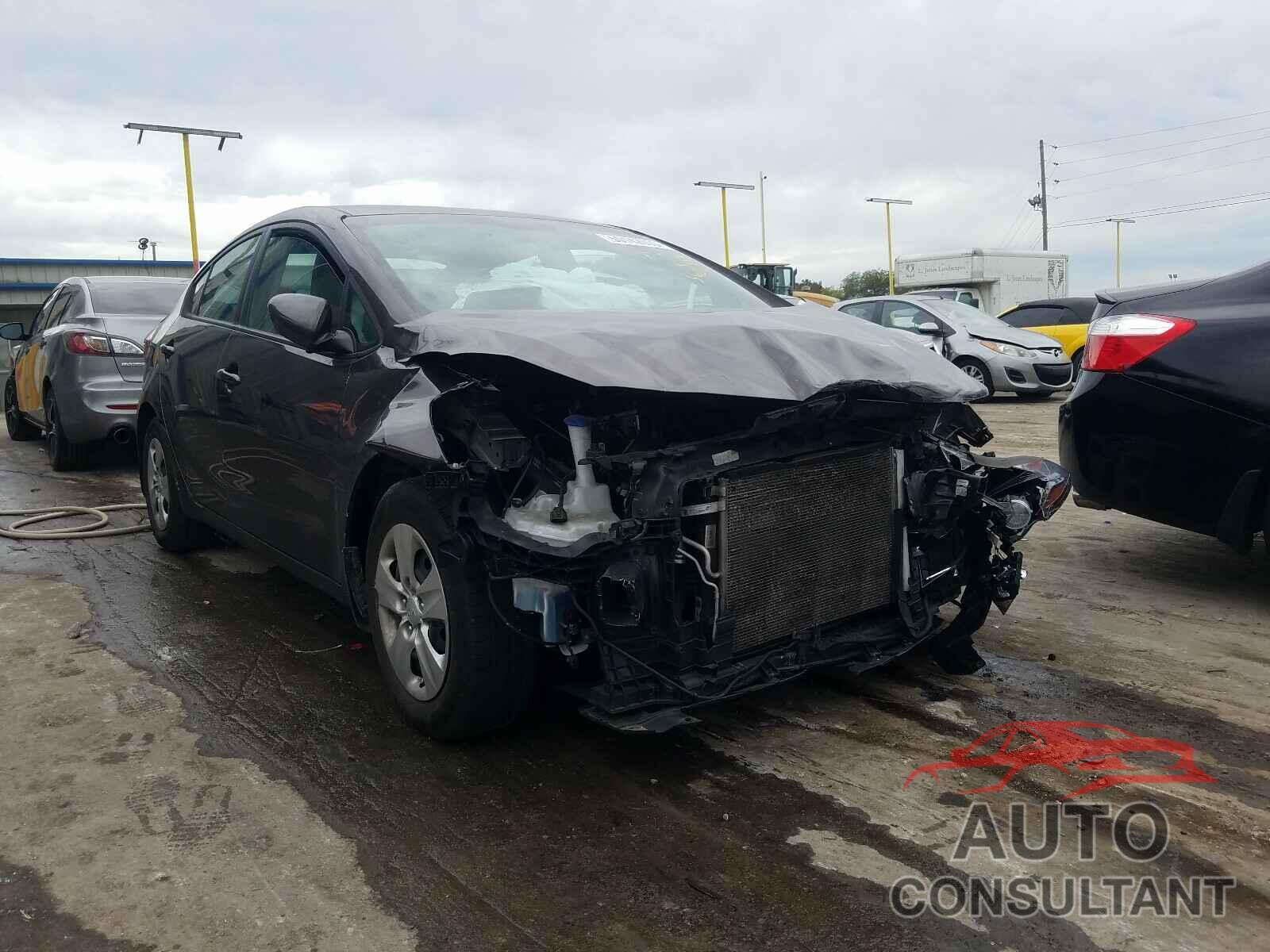 KIA FORTE 2018 - 3KPFK4A70JE204412