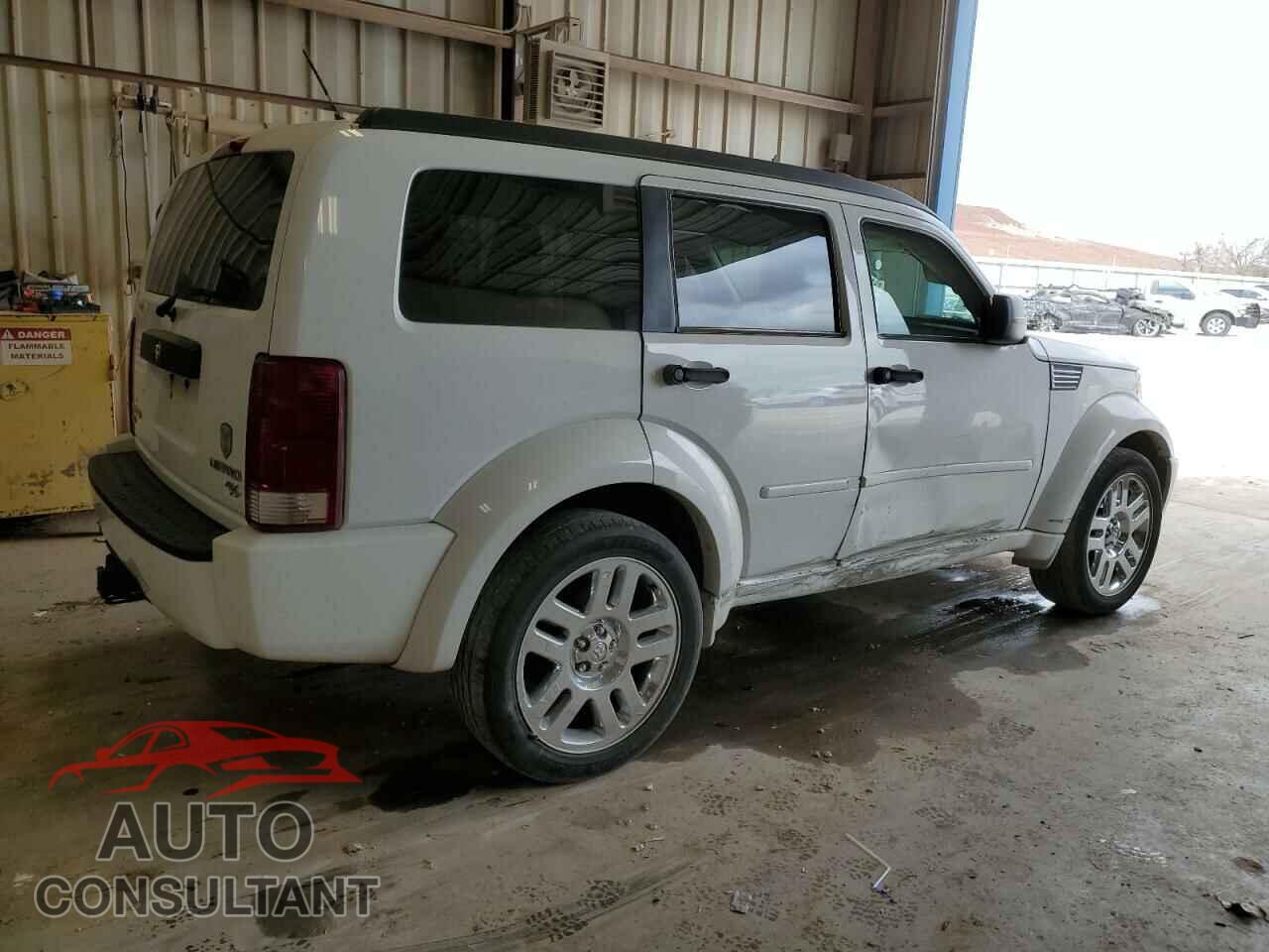 DODGE NITRO 2011 - 1D4PT4GX1BW606829