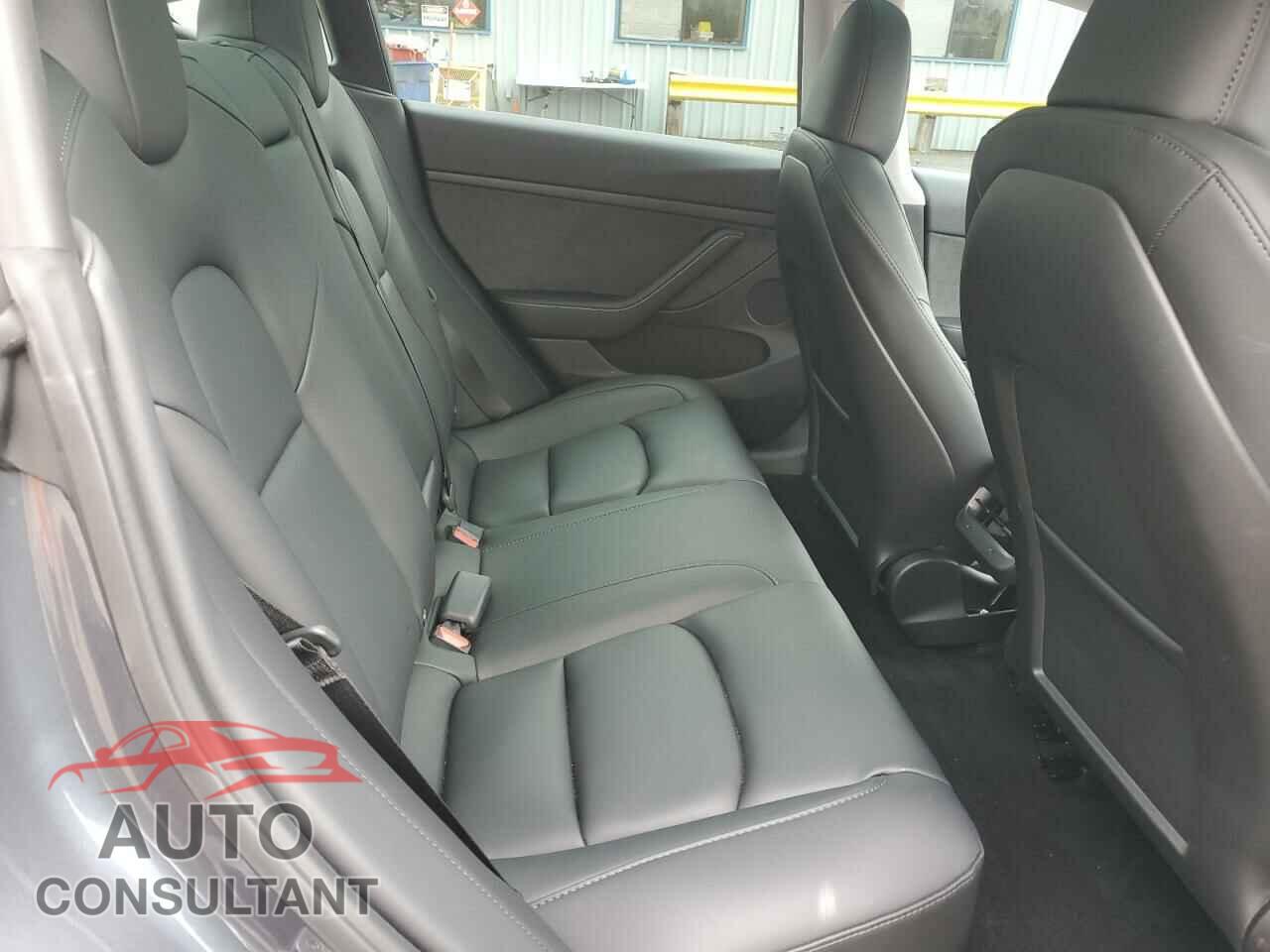 TESLA MODEL 3 2023 - 5YJ3E1EA3PF557163