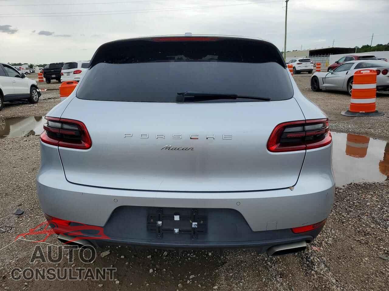PORSCHE MACAN 2017 - WP1AA2A52HLB03498