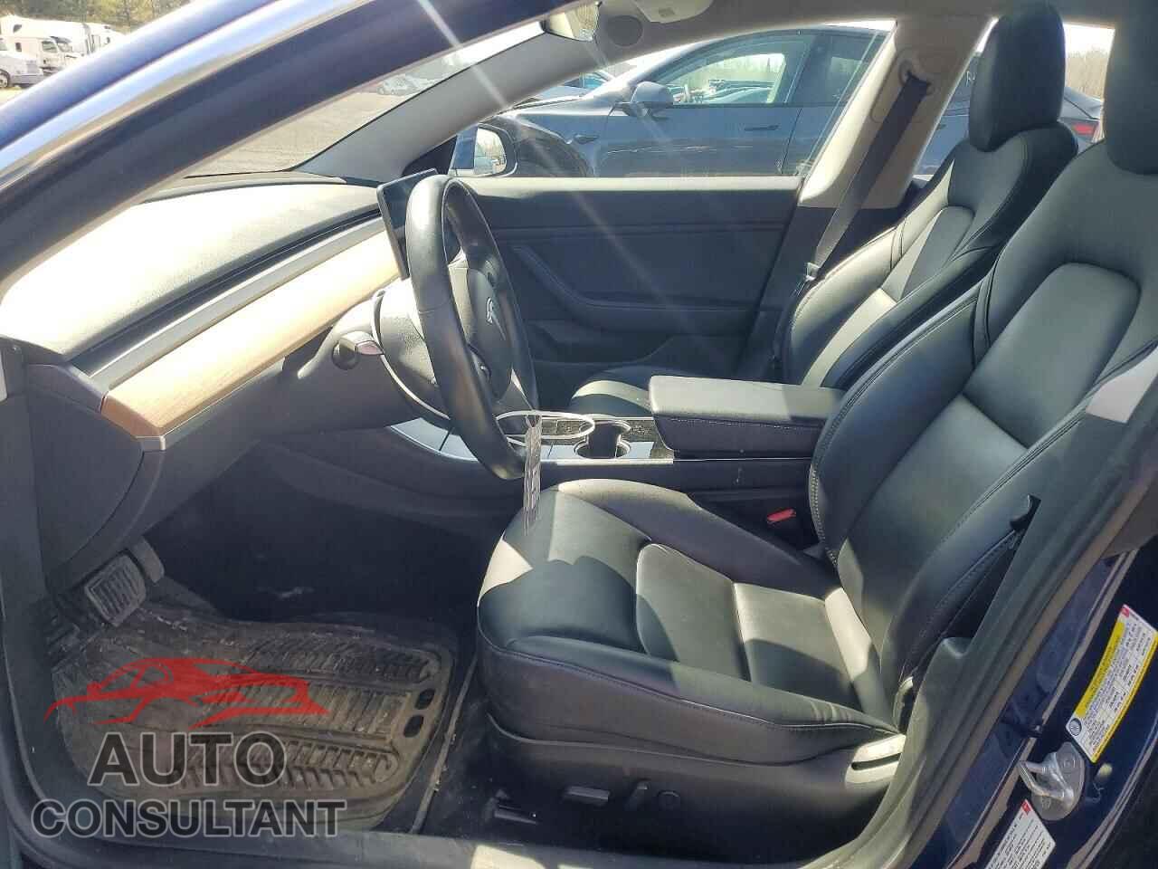 TESLA MODEL 3 2018 - 5YJ3E1EA3JF030120