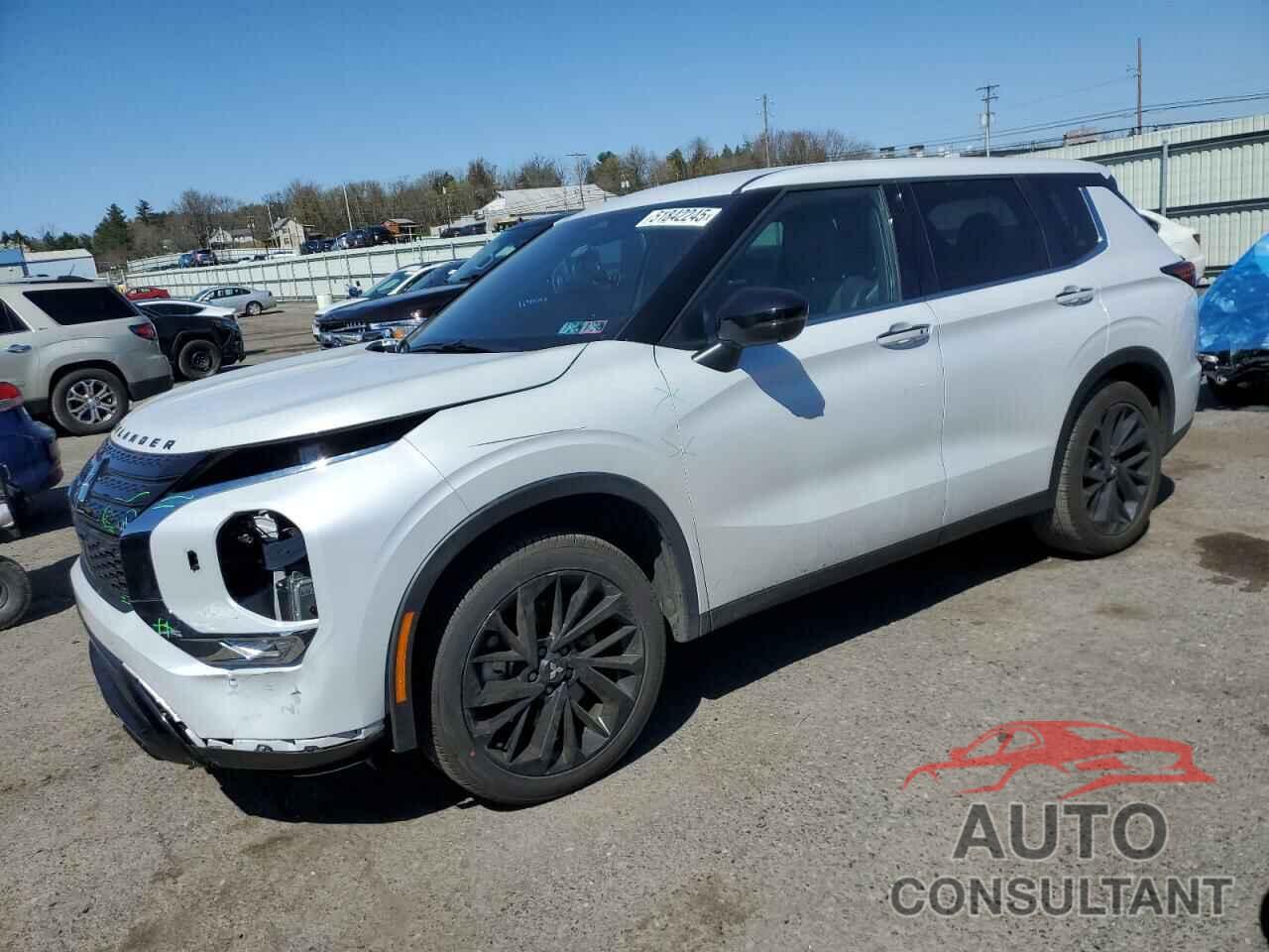 MITSUBISHI OUTLANDER 2023 - JA4J4UA86PZ025831