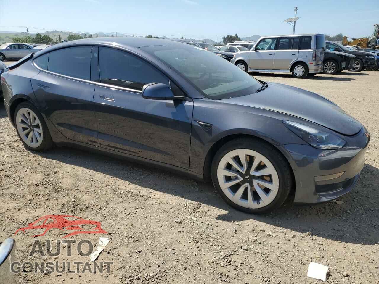 TESLA MODEL 3 2021 - 5YJ3E1EA5MF018054
